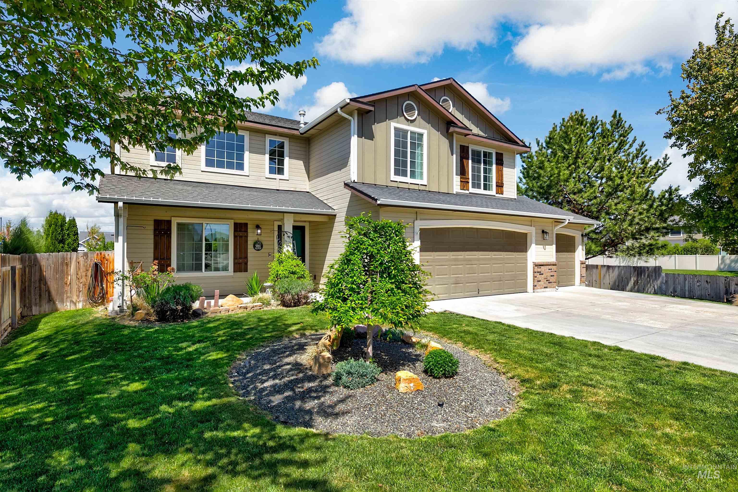 1052 E Sicily Property Photo 32