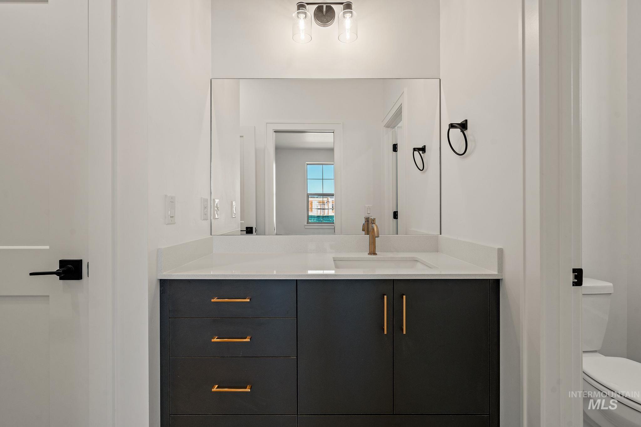 1700 Black Elm Property Photo 8