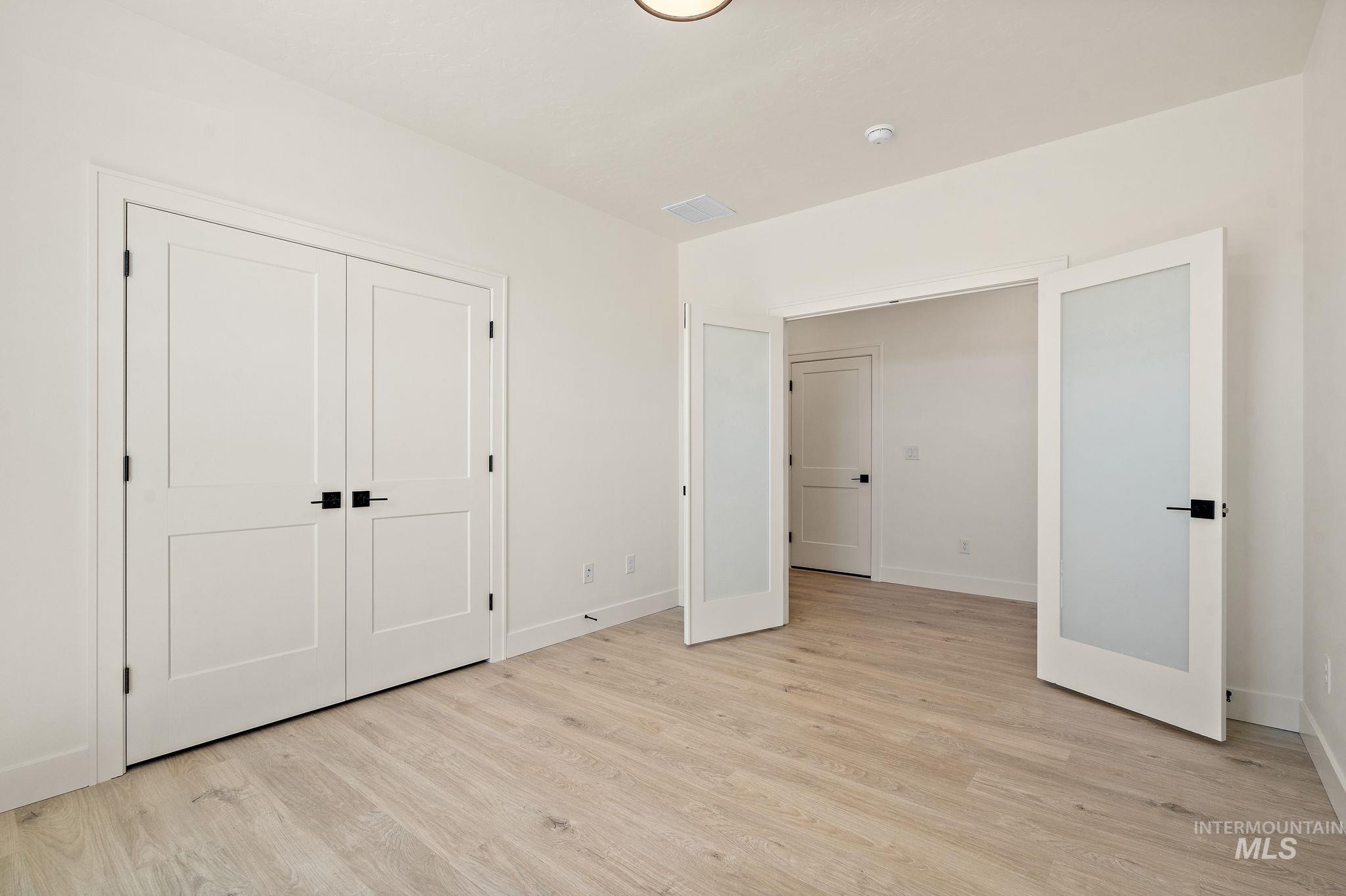 1700 Black Elm Property Photo 13