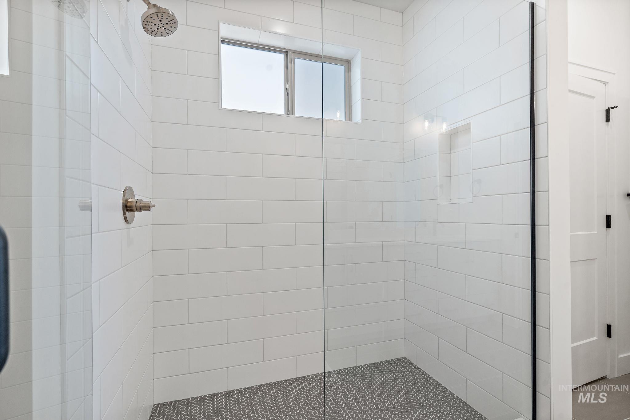 1700 Black Elm Property Photo 27