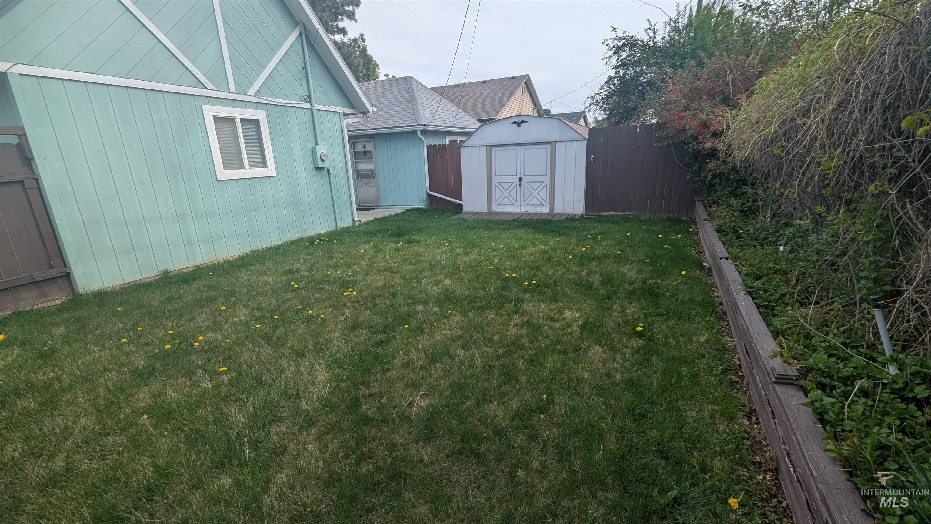 1623 S Merrill Property Photo 1