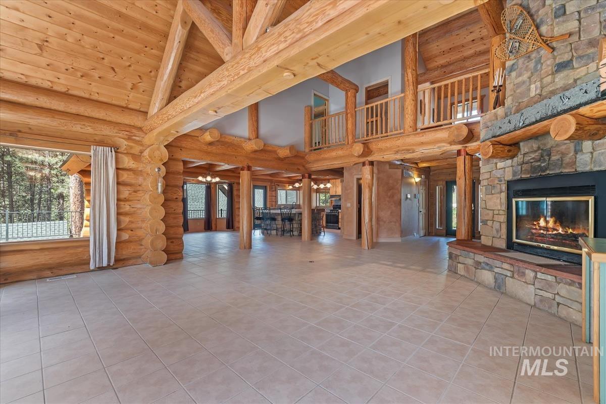 93 Blue Shadow Property Photo 8