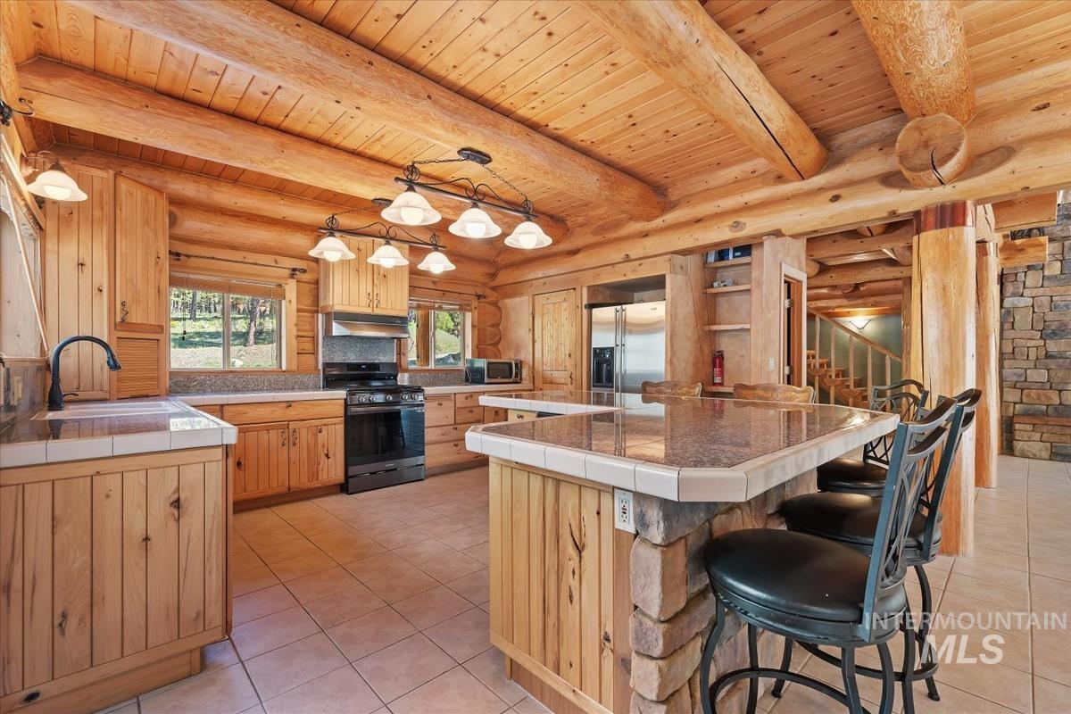 93 Blue Shadow Property Photo 16