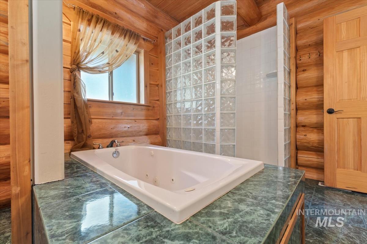 93 Blue Shadow Property Photo 21
