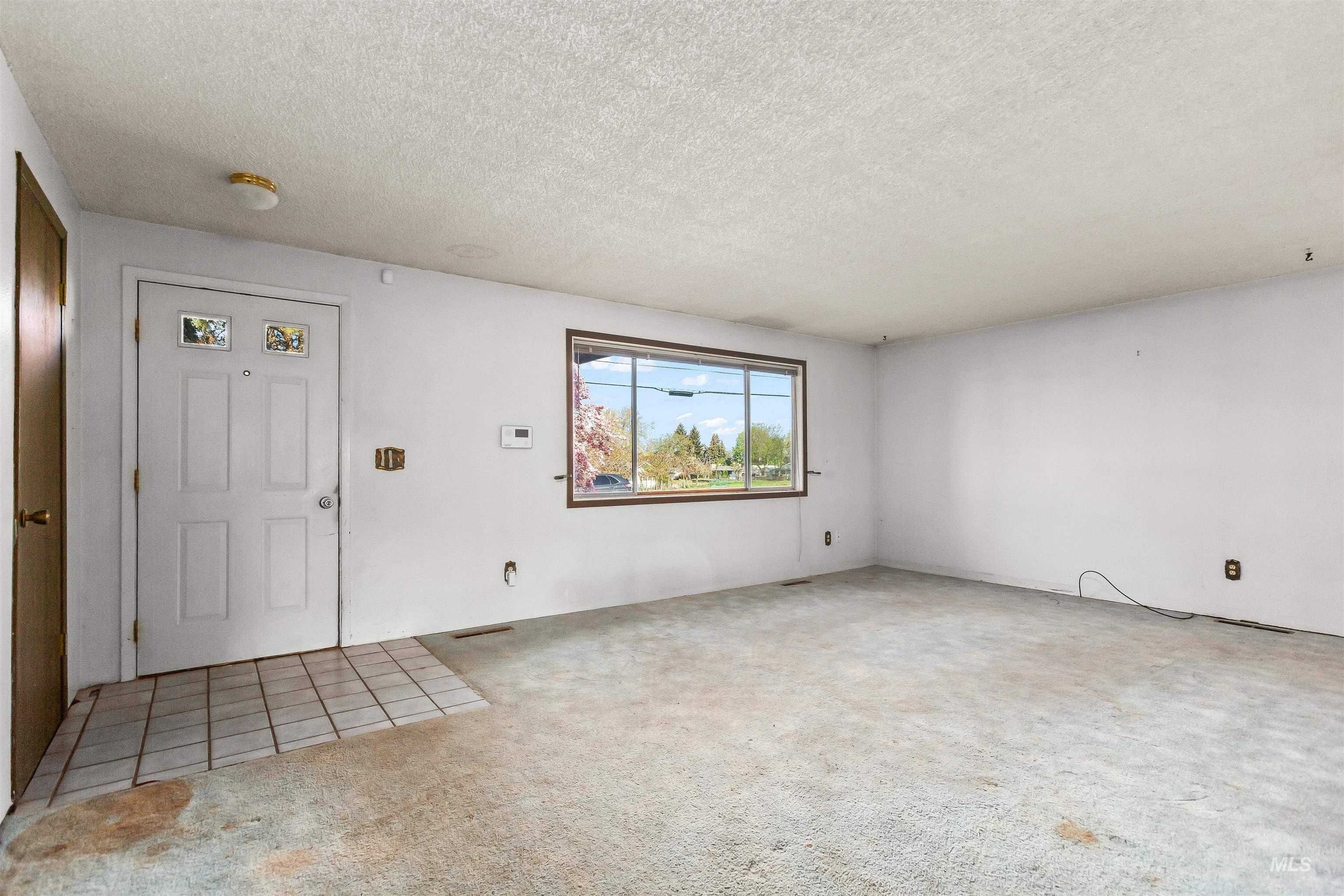 3709 11th Street Property Photo 6