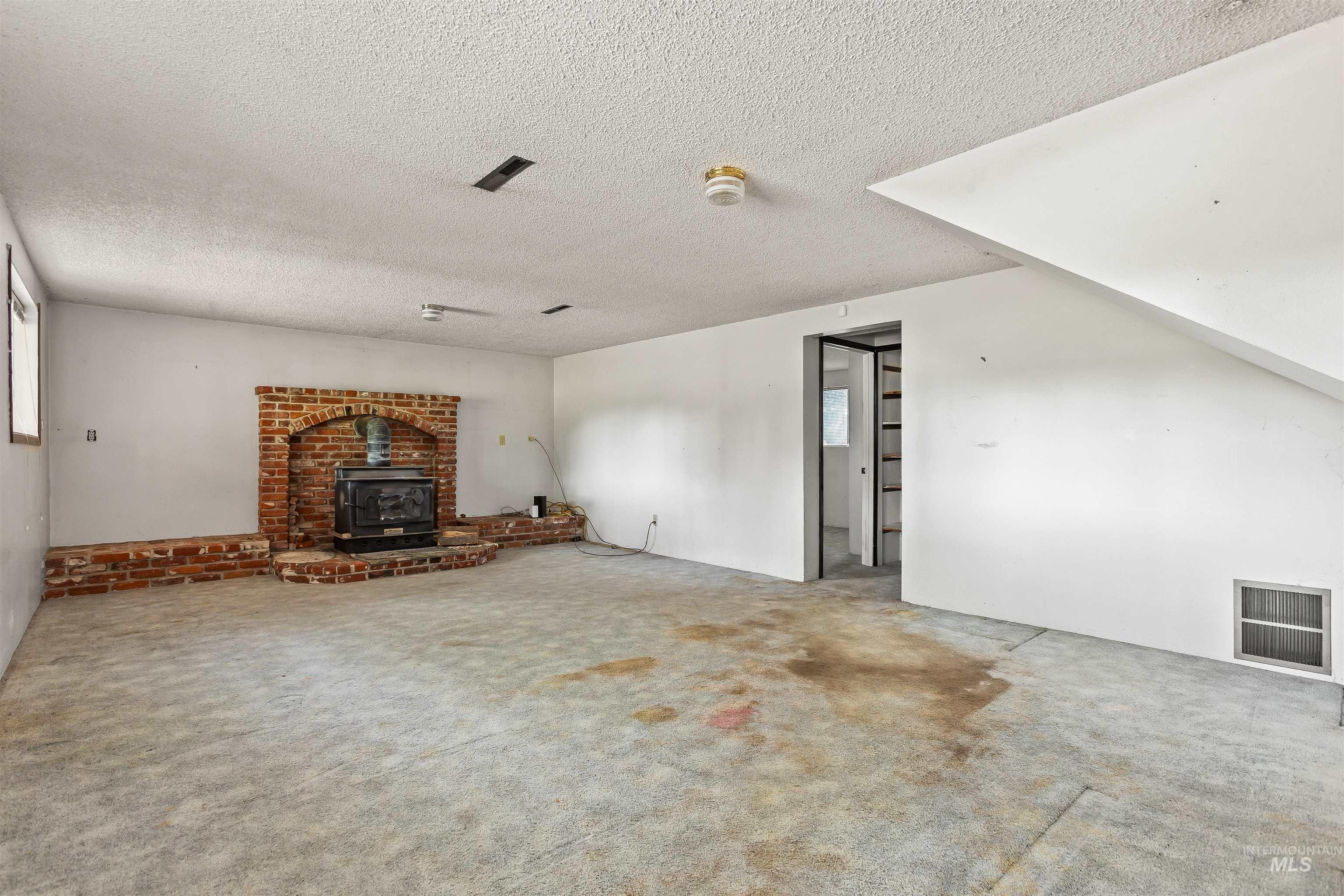 3709 11th Street Property Photo 15