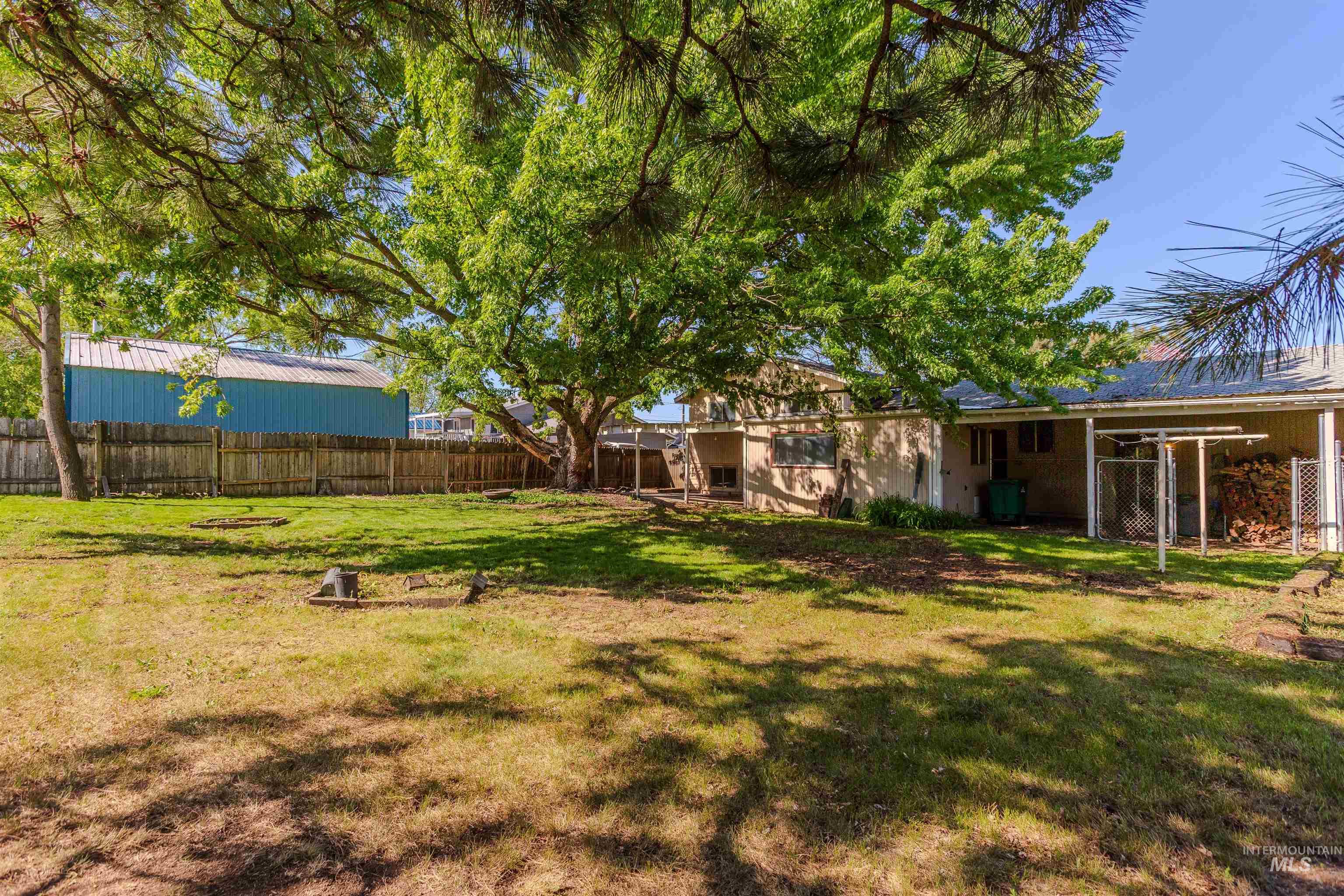 3709 11th Street Property Photo 32