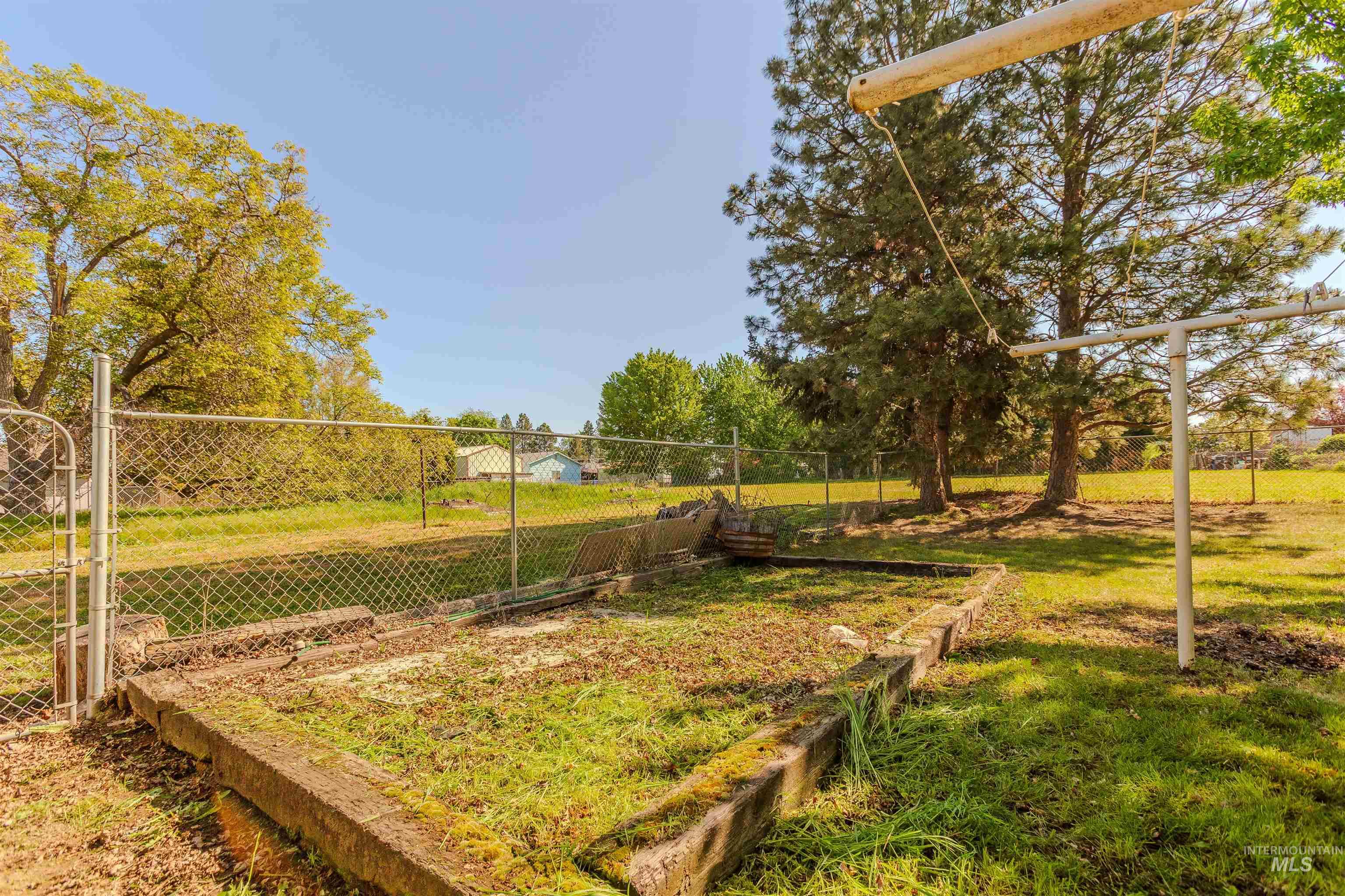 3709 11th Street Property Photo 34