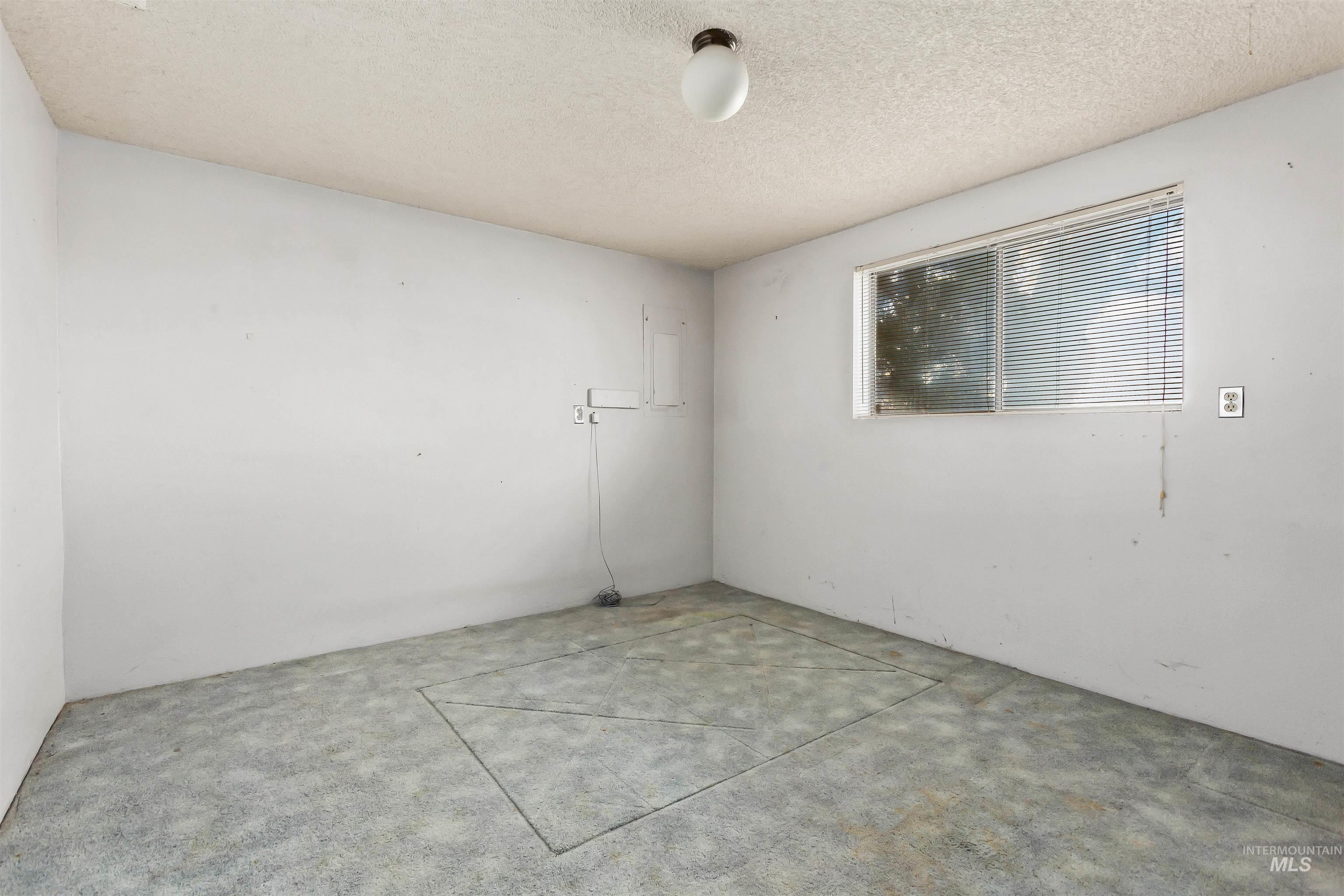 3709 11th Street Property Photo 43