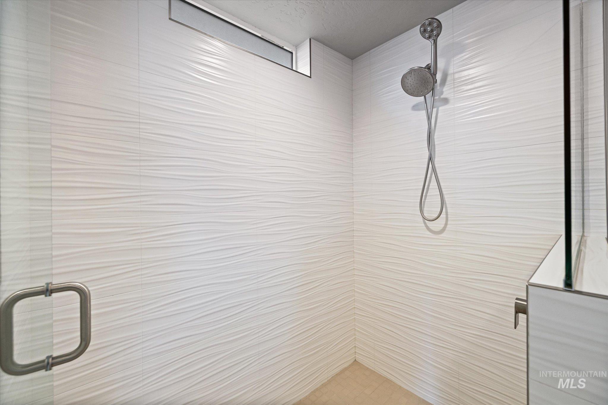 8087 Tandy Cove St Property Photo 25