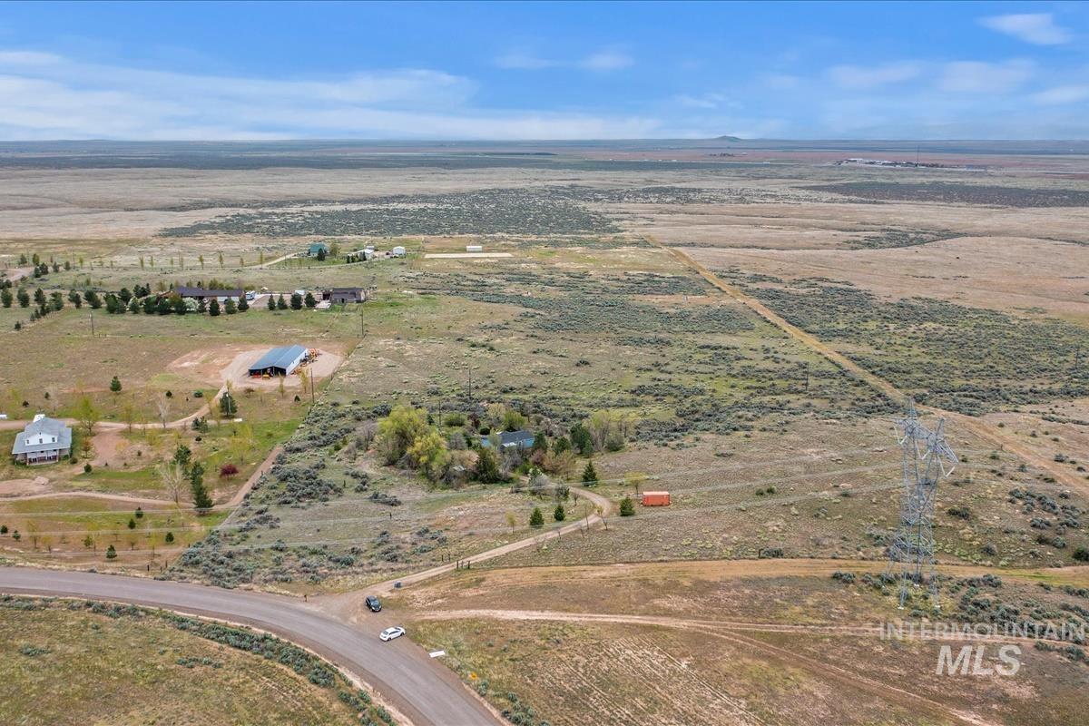 919 E Baseline Road Property Photo 31