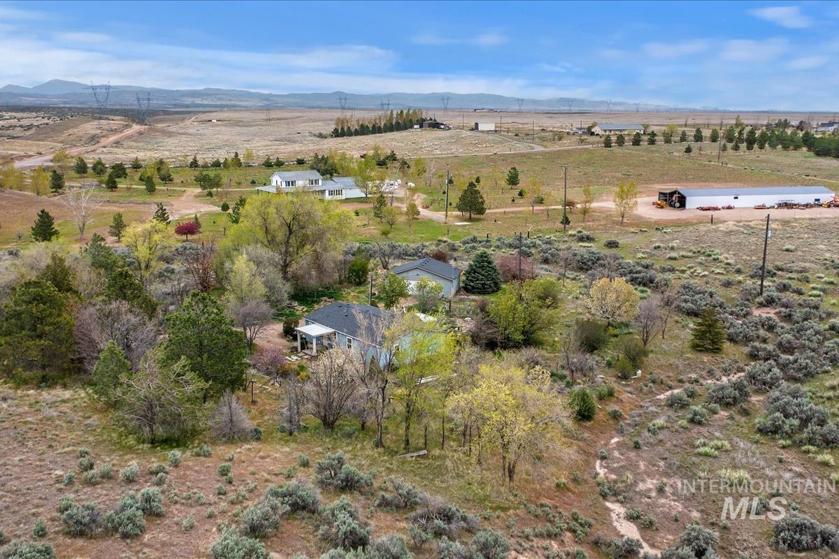 919 E Baseline Road Property Photo 32
