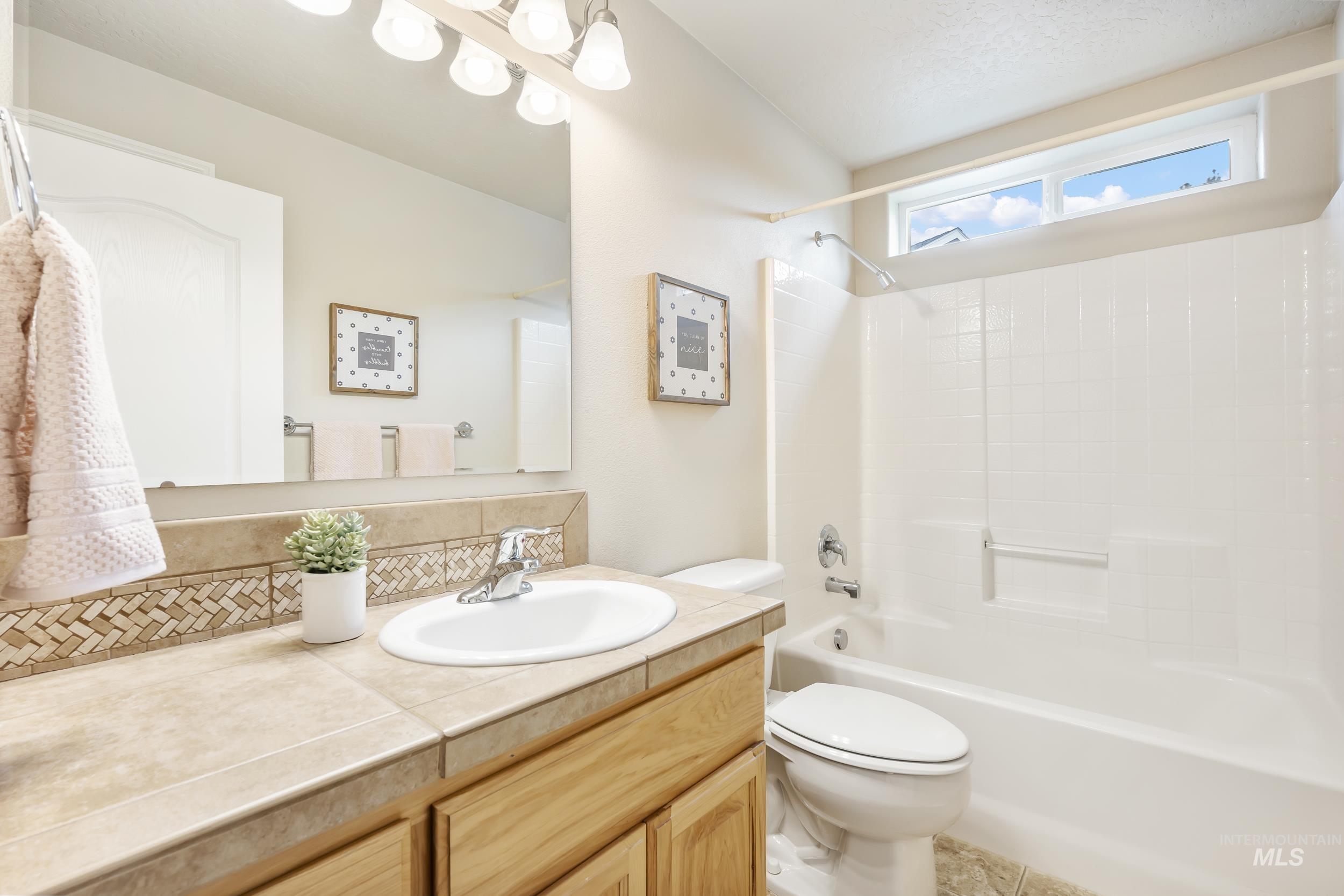 9950 W Blackpool Dr. Property Photo 10