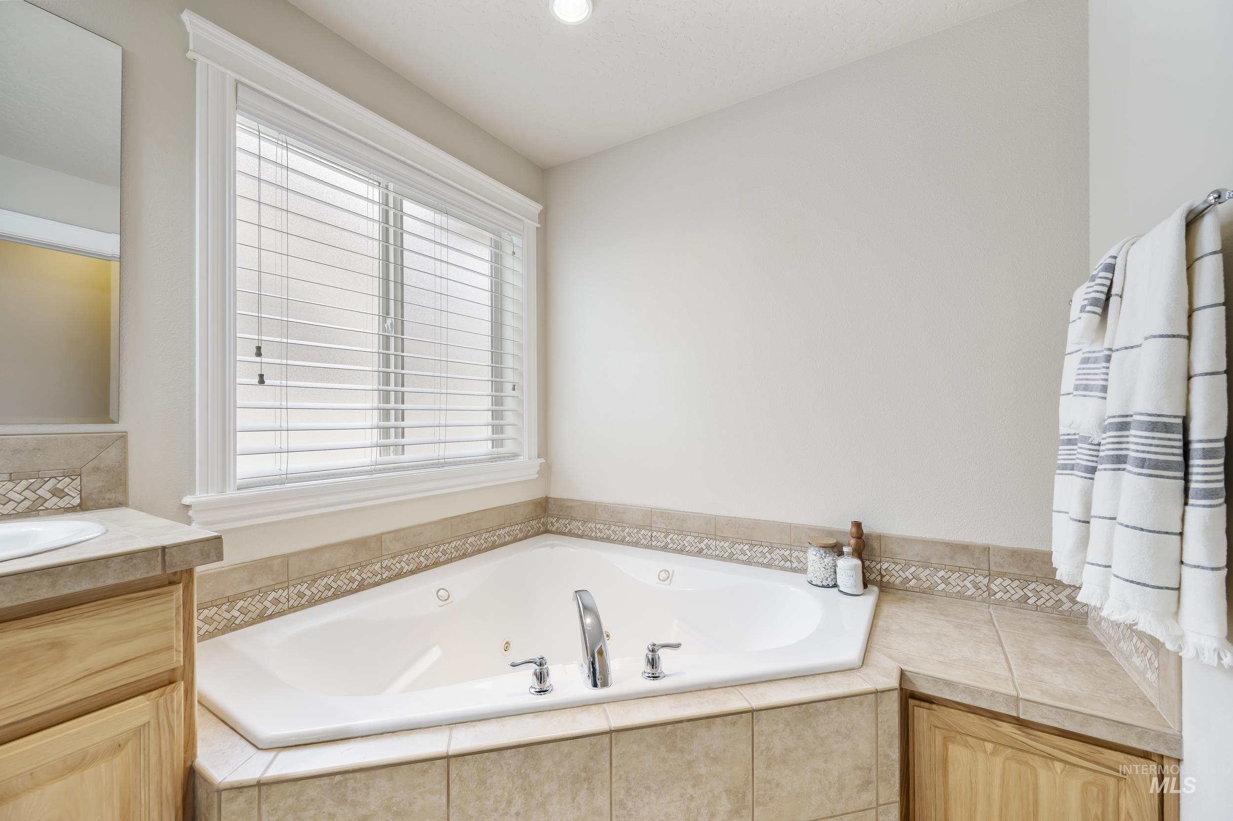 9950 W Blackpool Dr. Property Photo 28