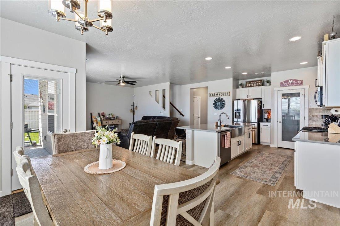 13265 Smithtown Ct Property Photo 11