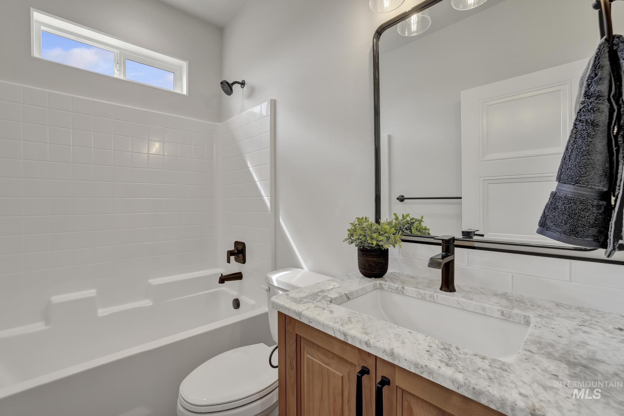 3675 E 3711 N Property Photo 11