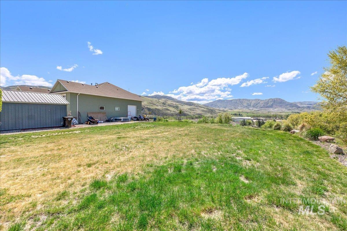 Tbd Riverside Dr. Property Photo 5