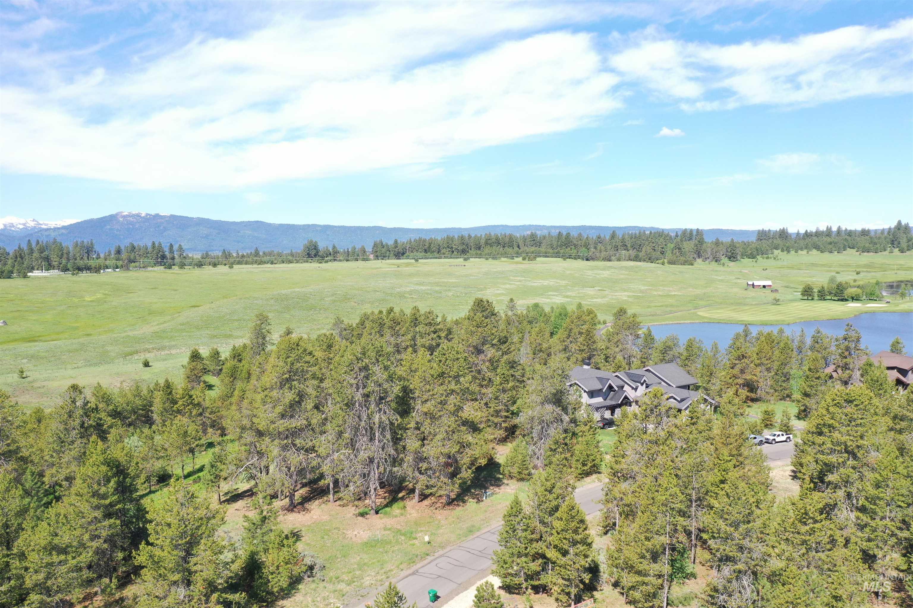 433 Wilhelm Creek Property Photo 4