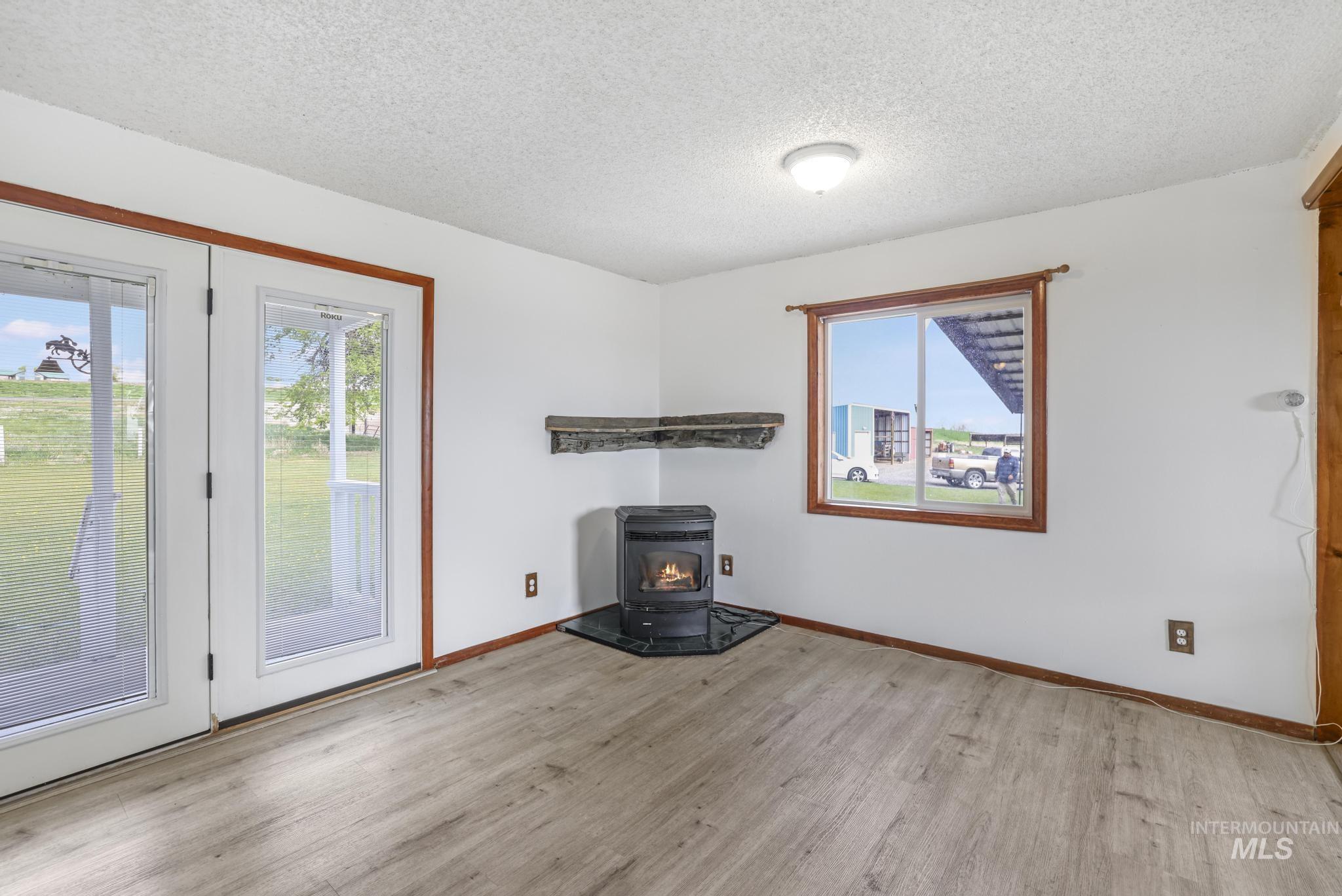 4576 N 900 E Property Photo 11