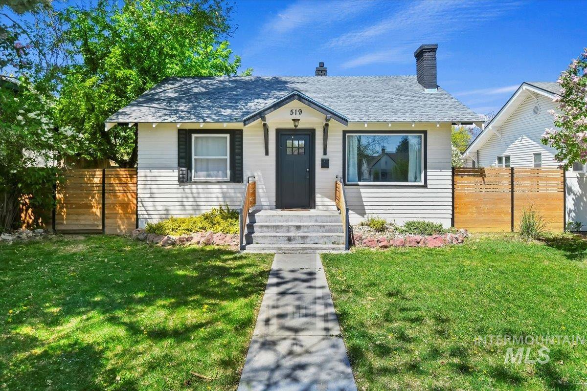 519 S 5th Ave Property Photo 1