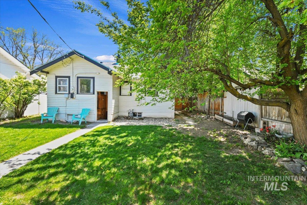 519 S 5th Ave Property Photo 18