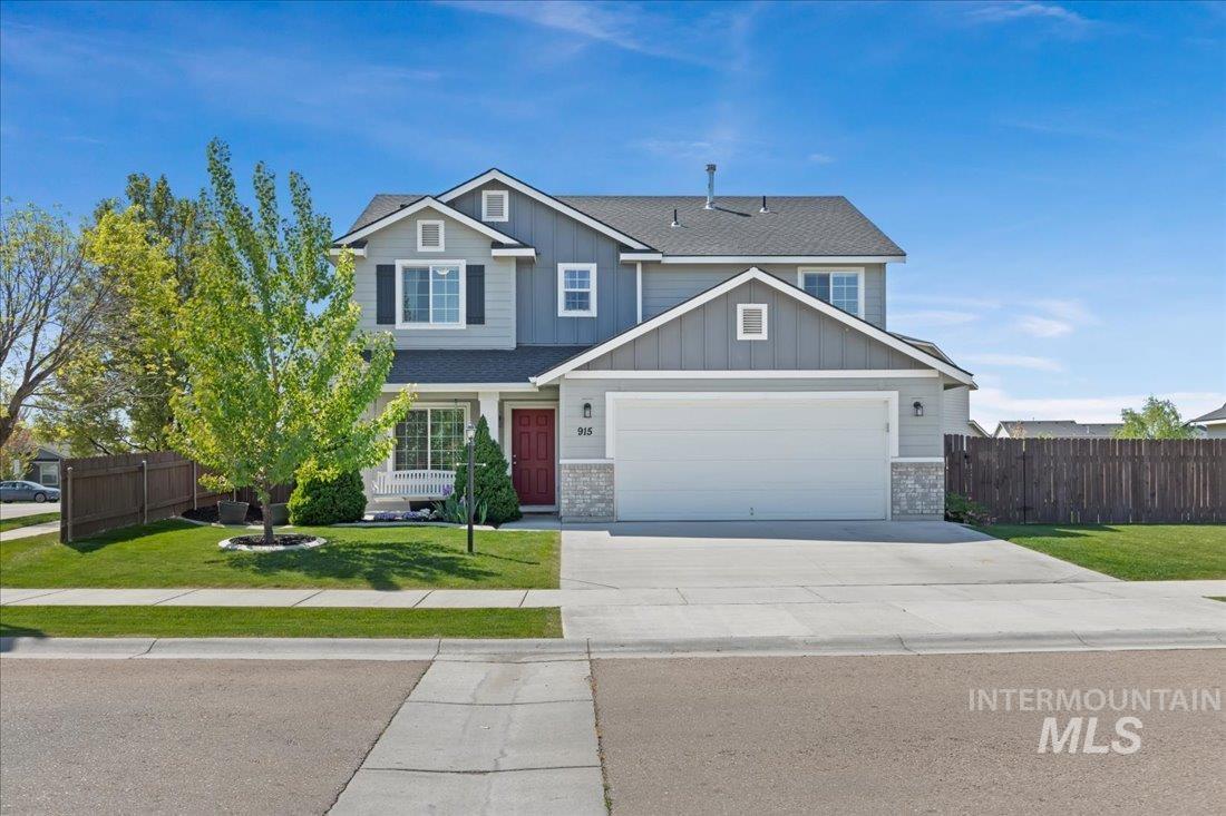 915 Ione Ave Property Photo