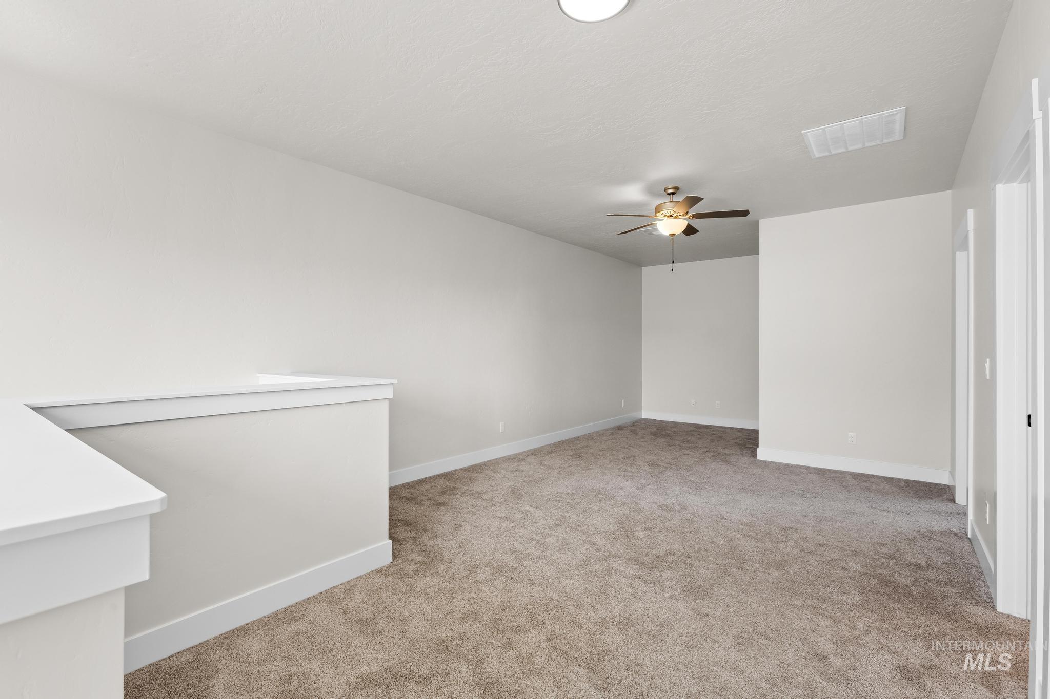 1592 Fort Williams St Property Photo 37