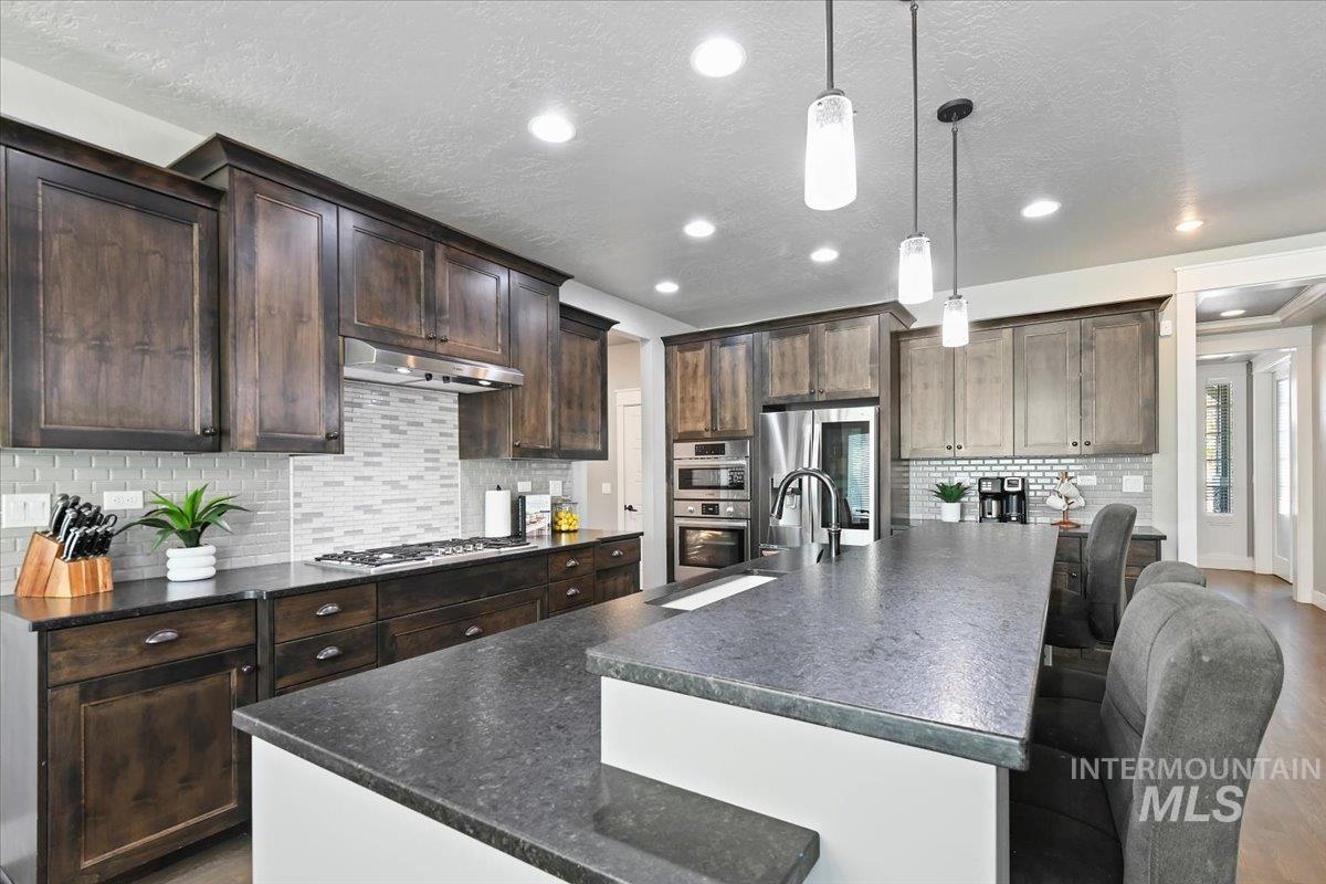 5988 N Lichfield Ave Property Photo 14