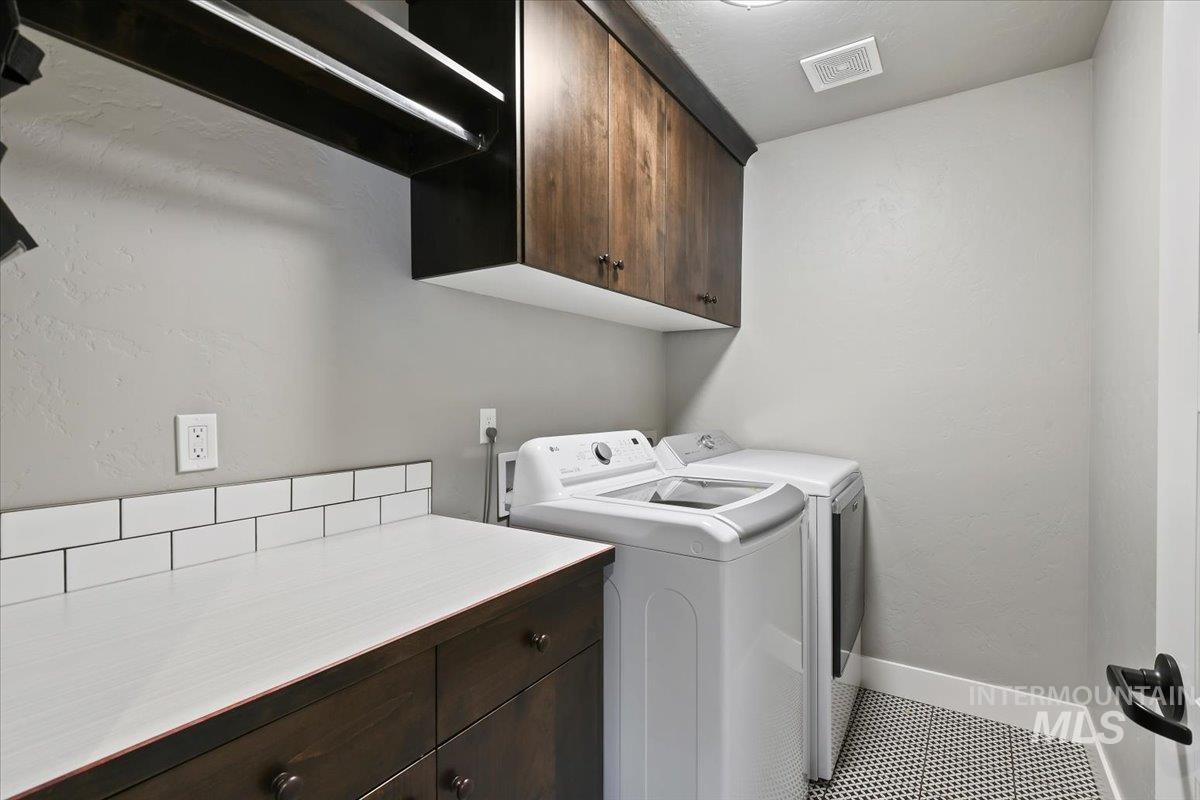5988 N Lichfield Ave Property Photo 35