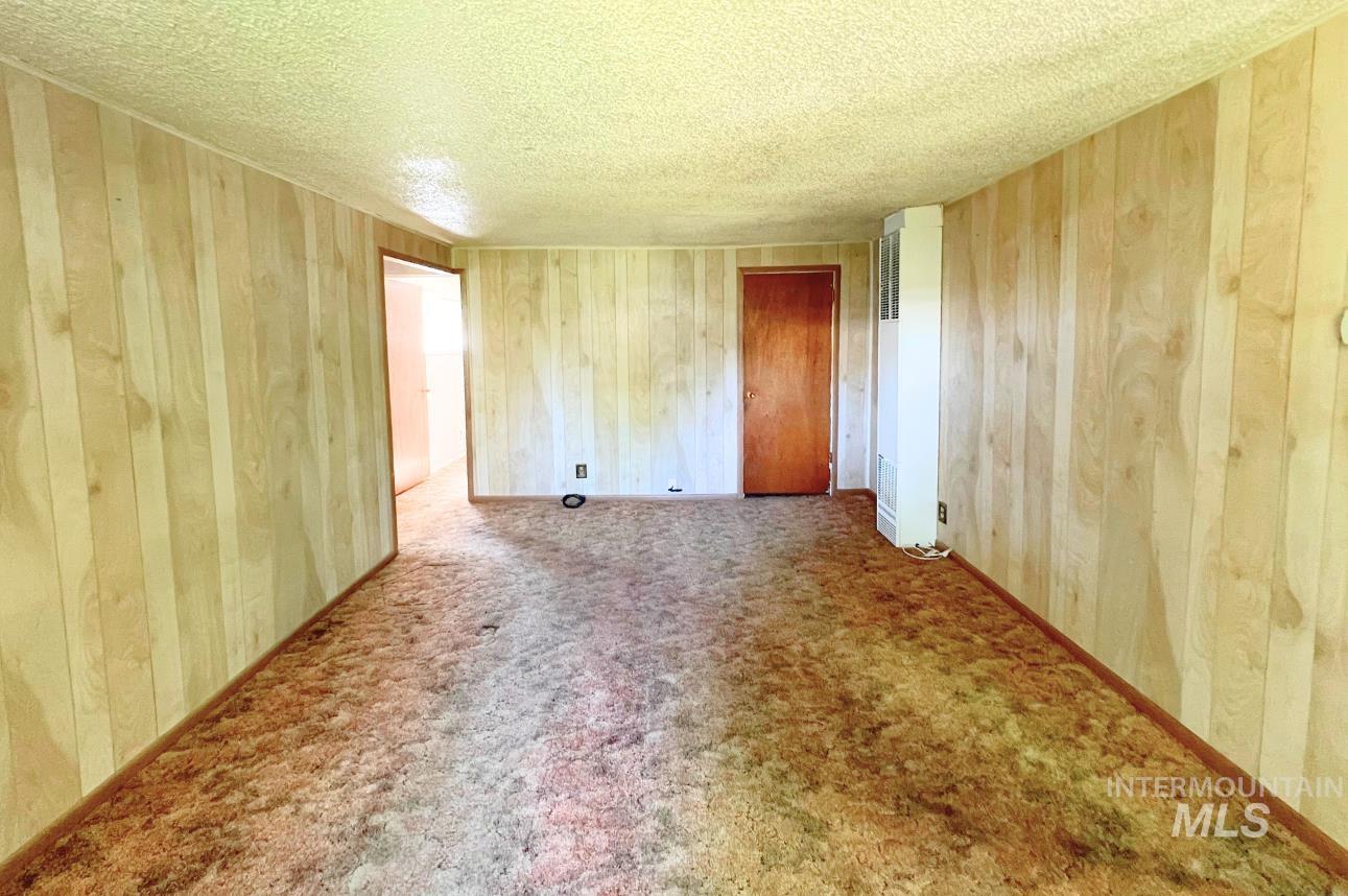 545 Madison Street Property Photo 11
