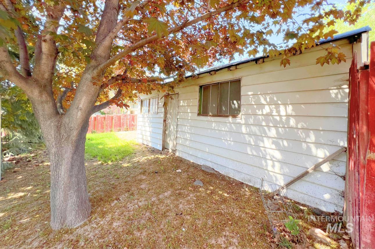 545 Madison Street Property Photo 17