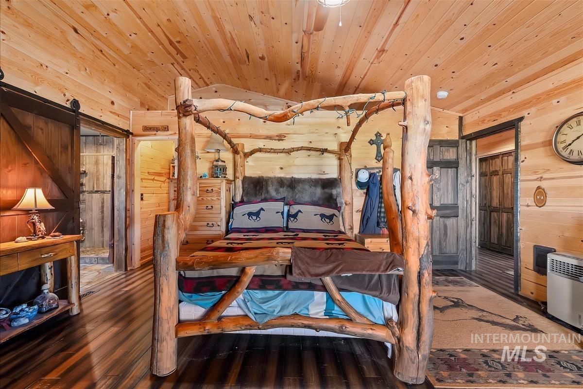 1684 Stirrup Way Property Photo 17