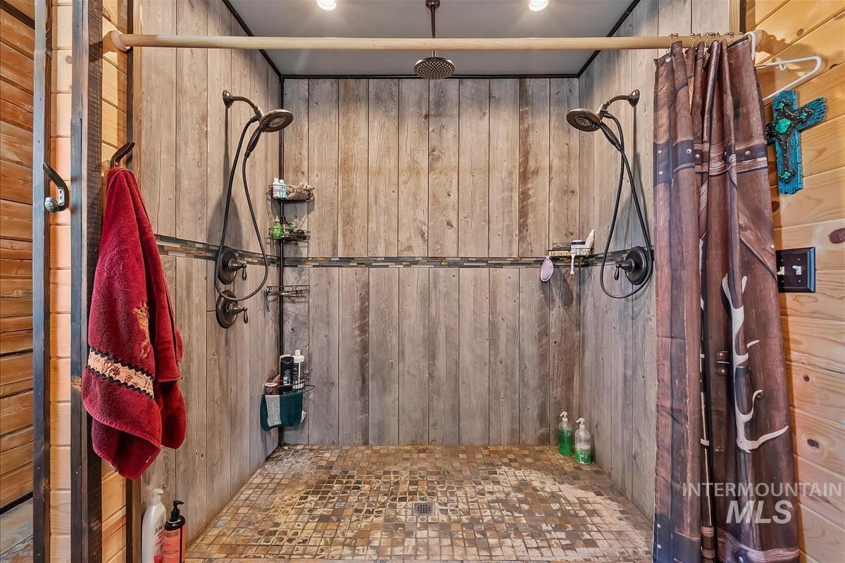 1684 Stirrup Way Property Photo 20