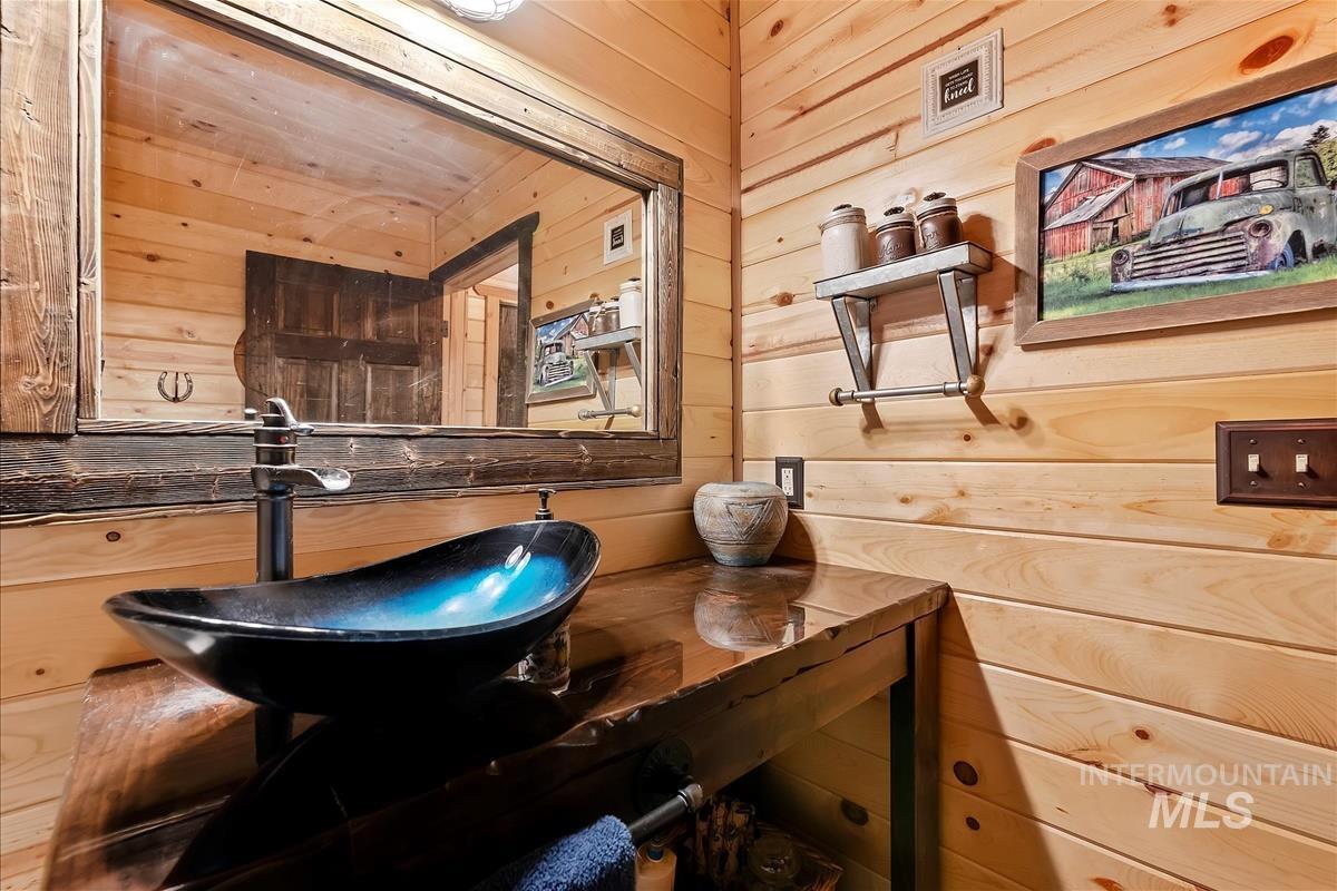 1684 Stirrup Way Property Photo 22