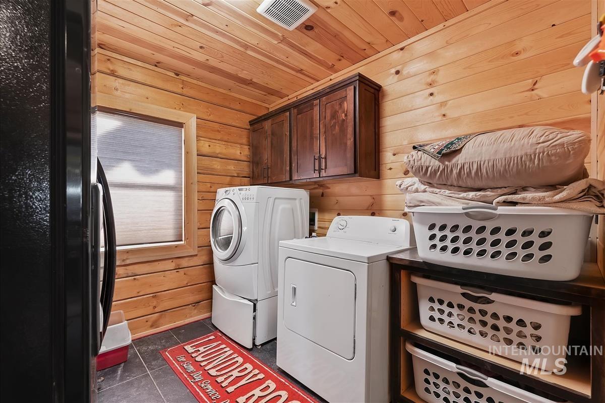 1684 Stirrup Way Property Photo 24