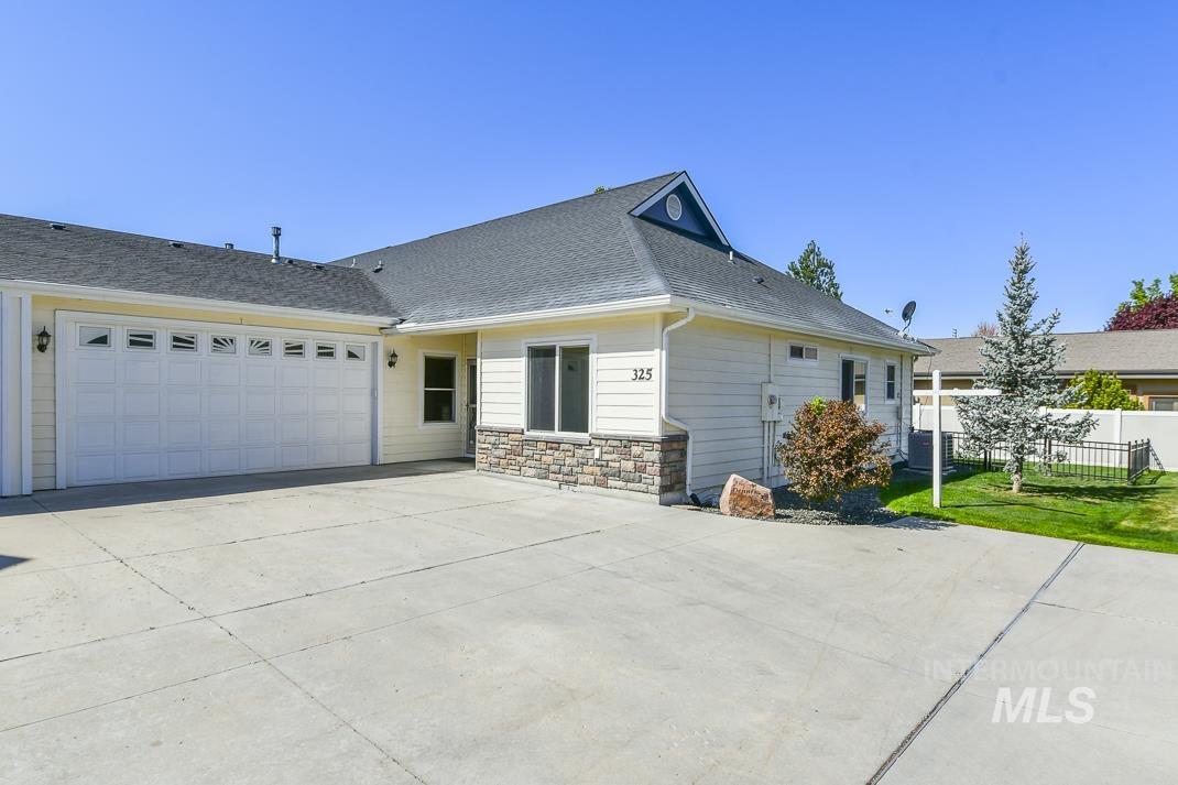 325 S Whisperwood Way Property Photo 1