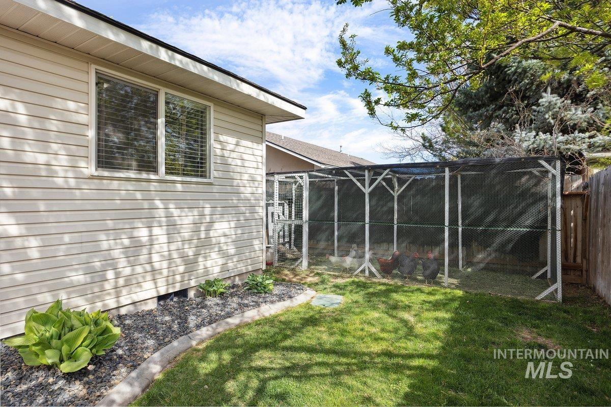 176 Buckingham Dr Property Photo 17