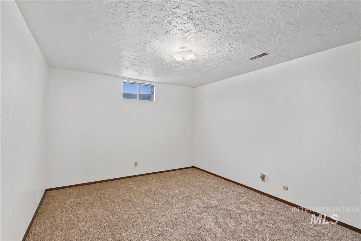 1600 E Falls Ave Property Photo 23