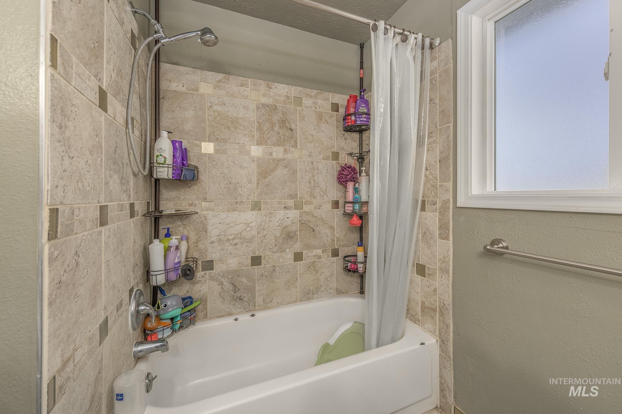 455 Farber Drive Property Photo 13