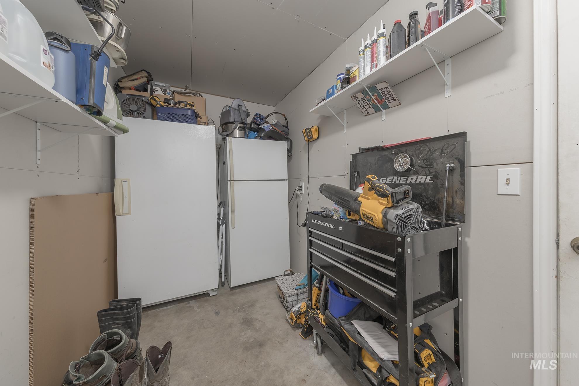 455 Farber Drive Property Photo 20