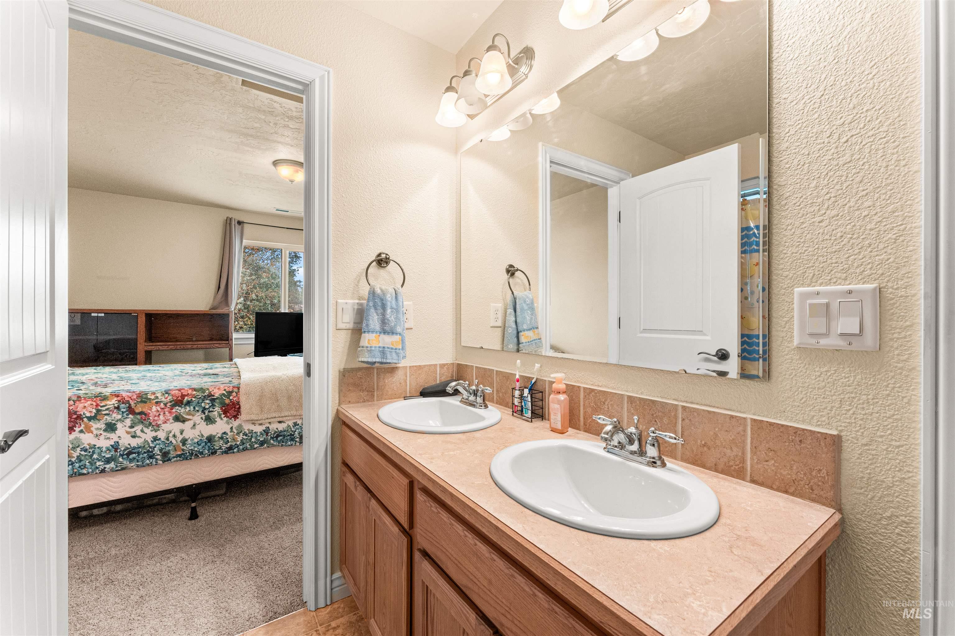 10756 Cocoon Ct. Property Photo 21