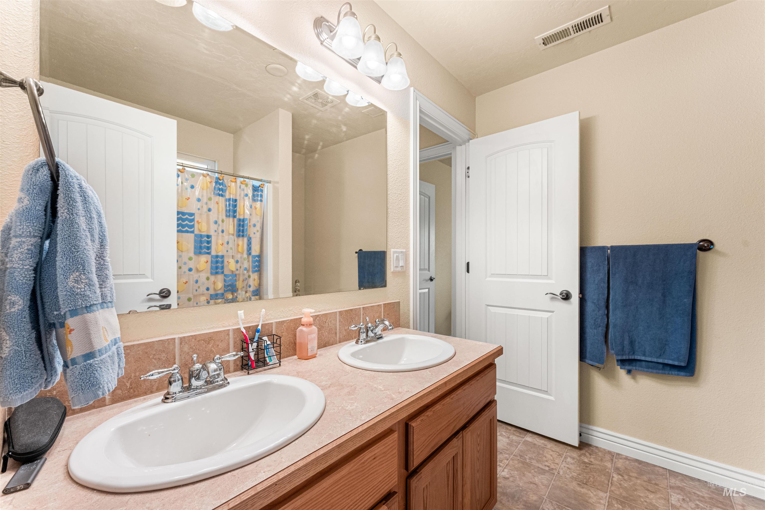 10756 Cocoon Ct. Property Photo 23