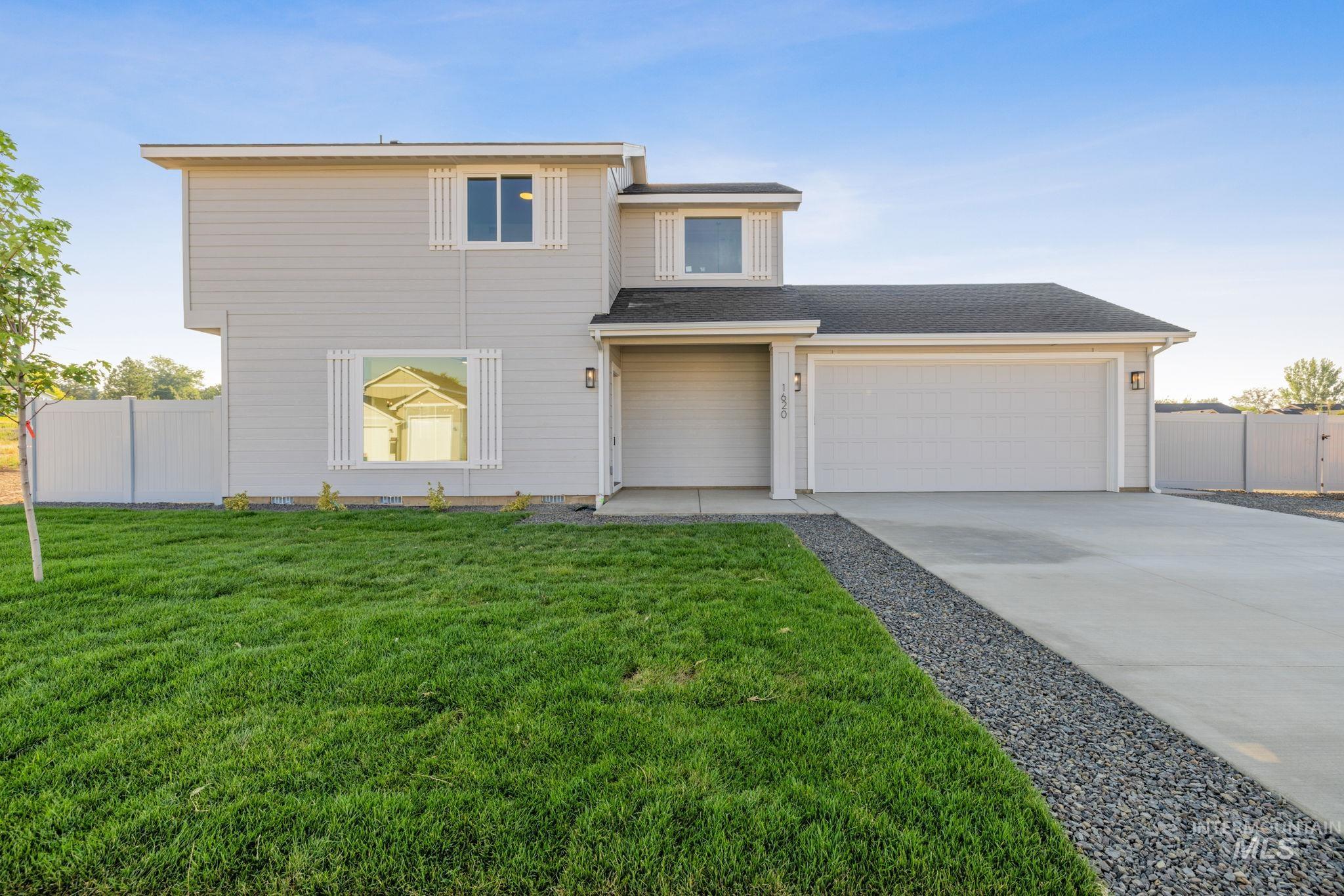 1525 Wagon Rd Property Photo