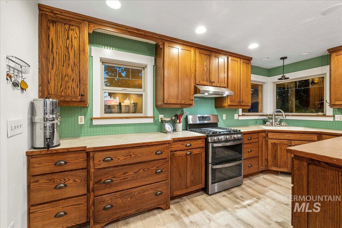 6712 Stagecoach Property Photo 3