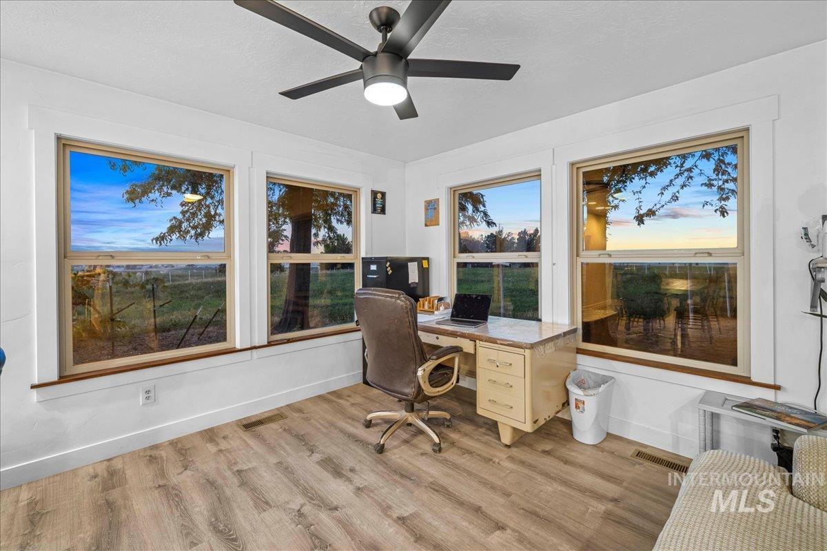 6712 Stagecoach Property Photo 11