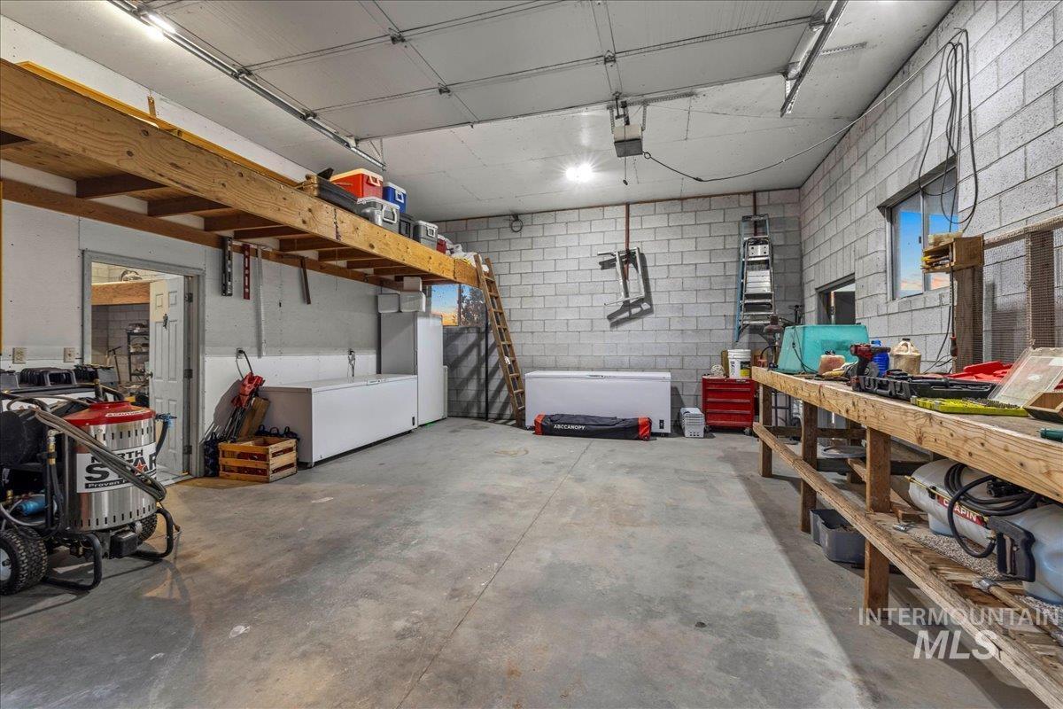 6712 Stagecoach Property Photo 22