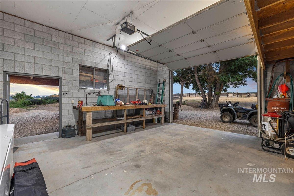 6712 Stagecoach Property Photo 23