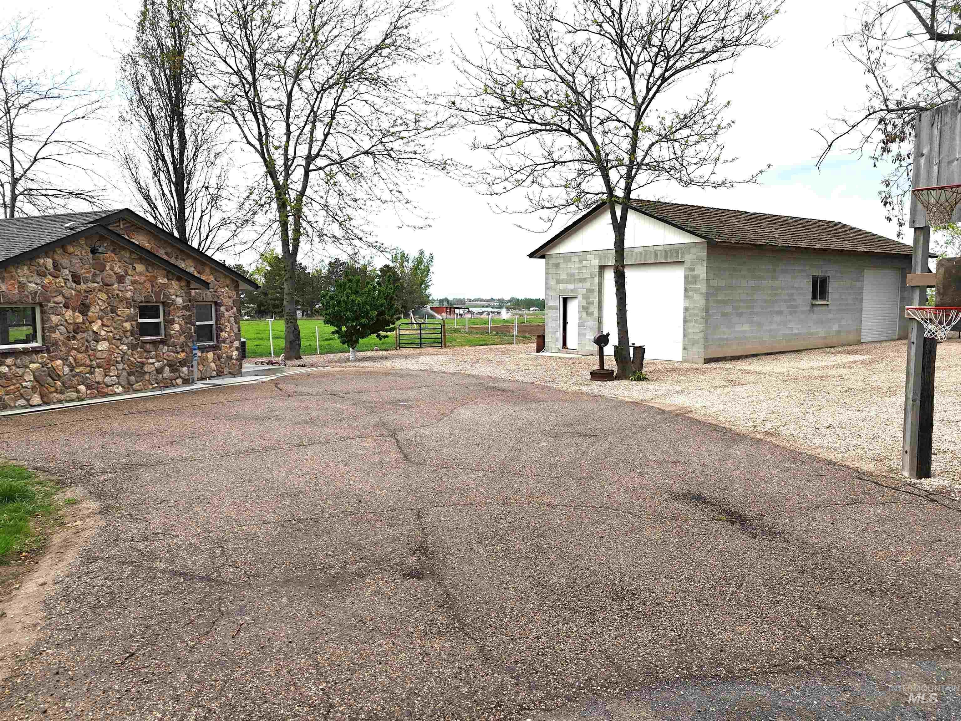 6712 Stagecoach Property Photo 32