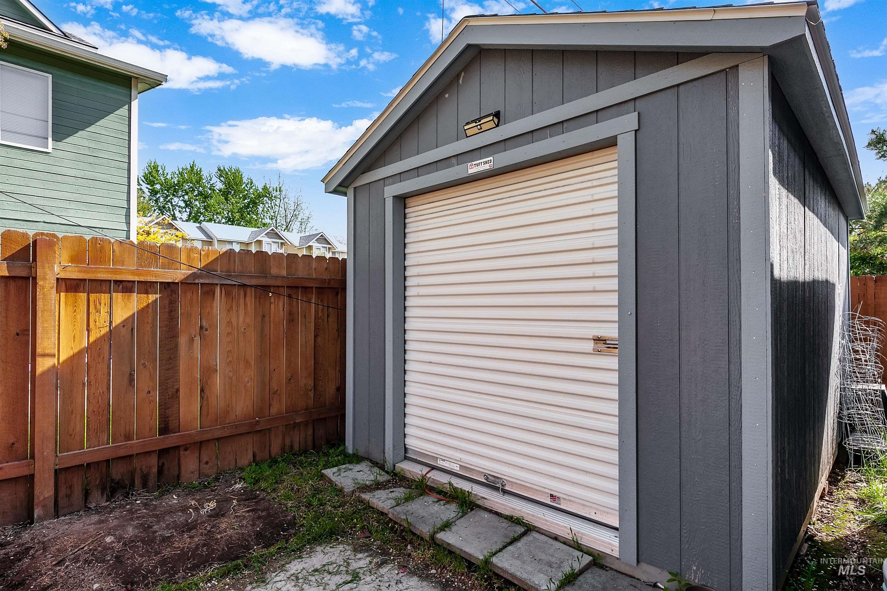 2510 W Lemhi St Property Photo 17
