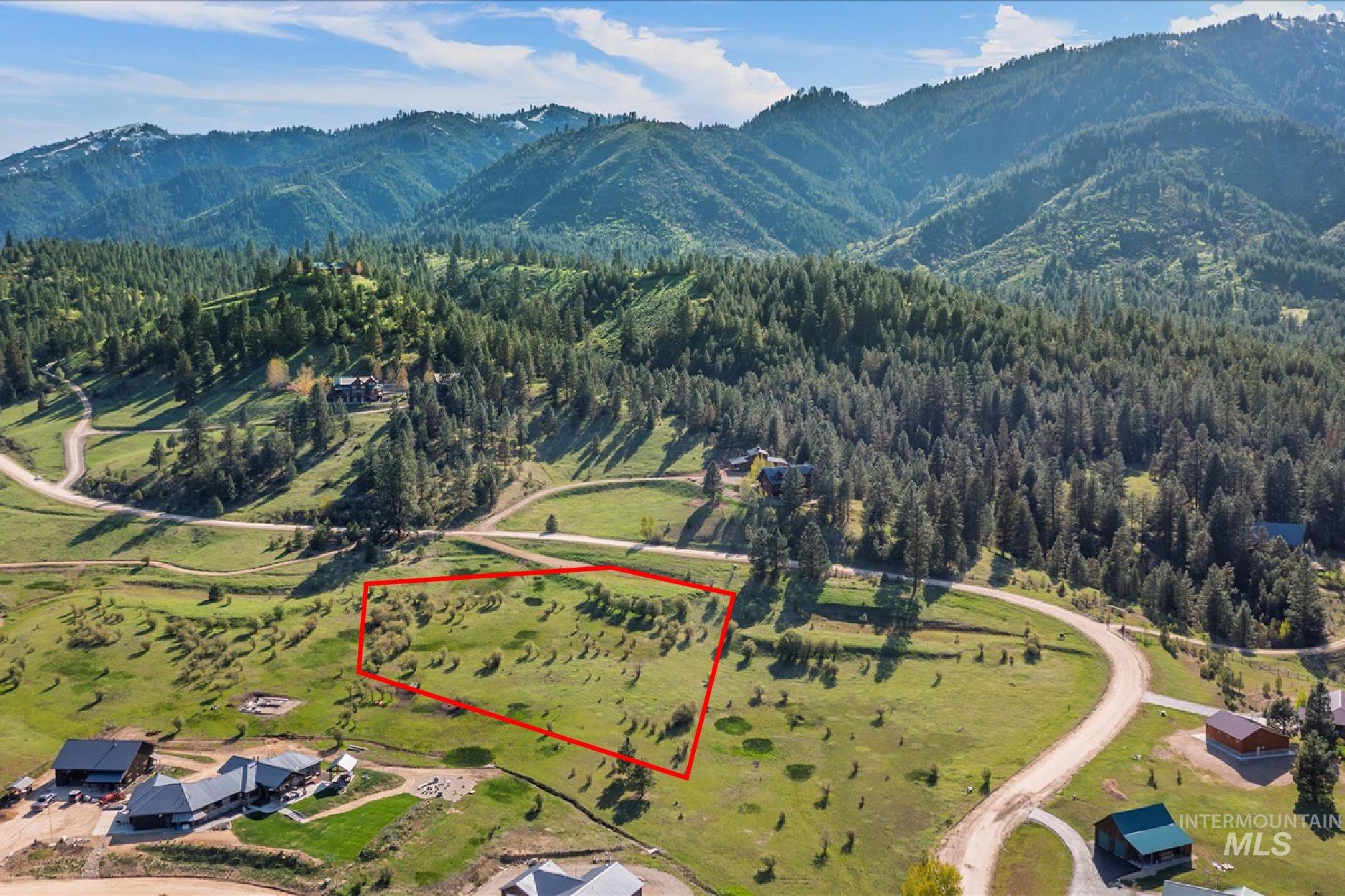 48 Crosstimber Loop Property Photo 3